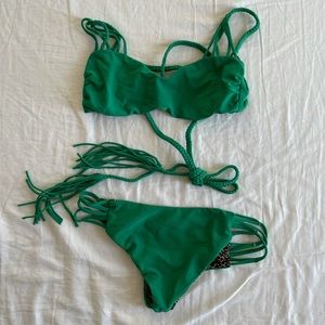 ACACIA Bikini S top M bottoms